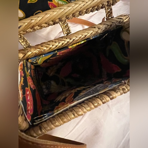 Bali Rattan Purse - Picture 7 of 7